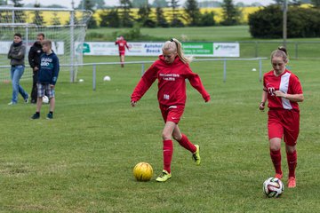 Bild 8 - wCJ SV Steinhorst/Labenz - VfL Oldesloe : Ergebnis: 18:0